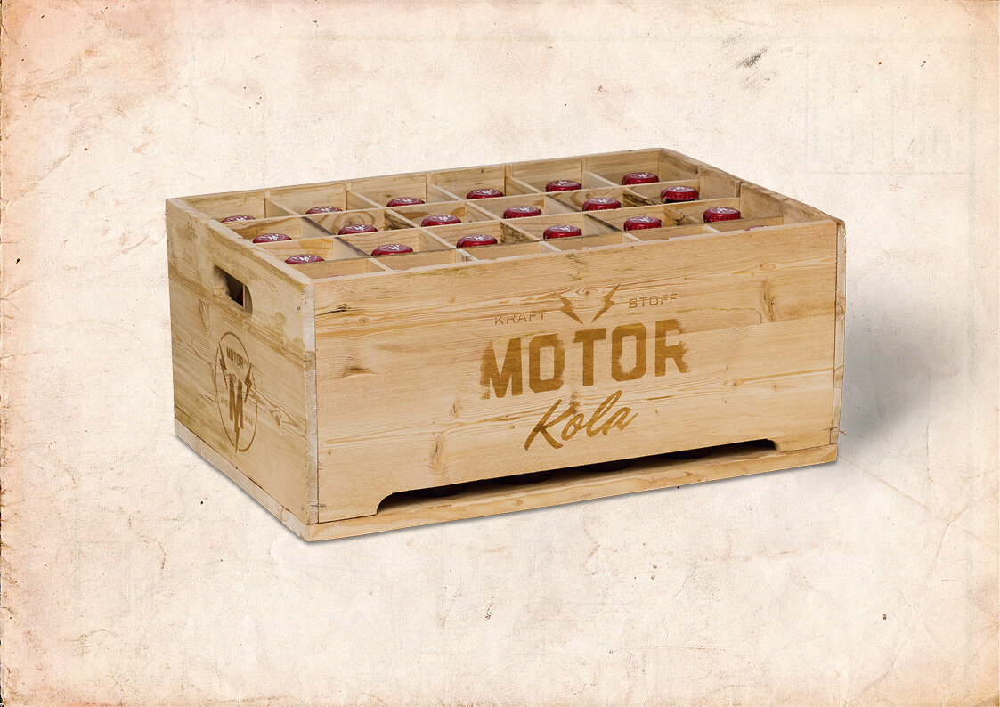 Motor Kola Packaging Kasten Holz Promo